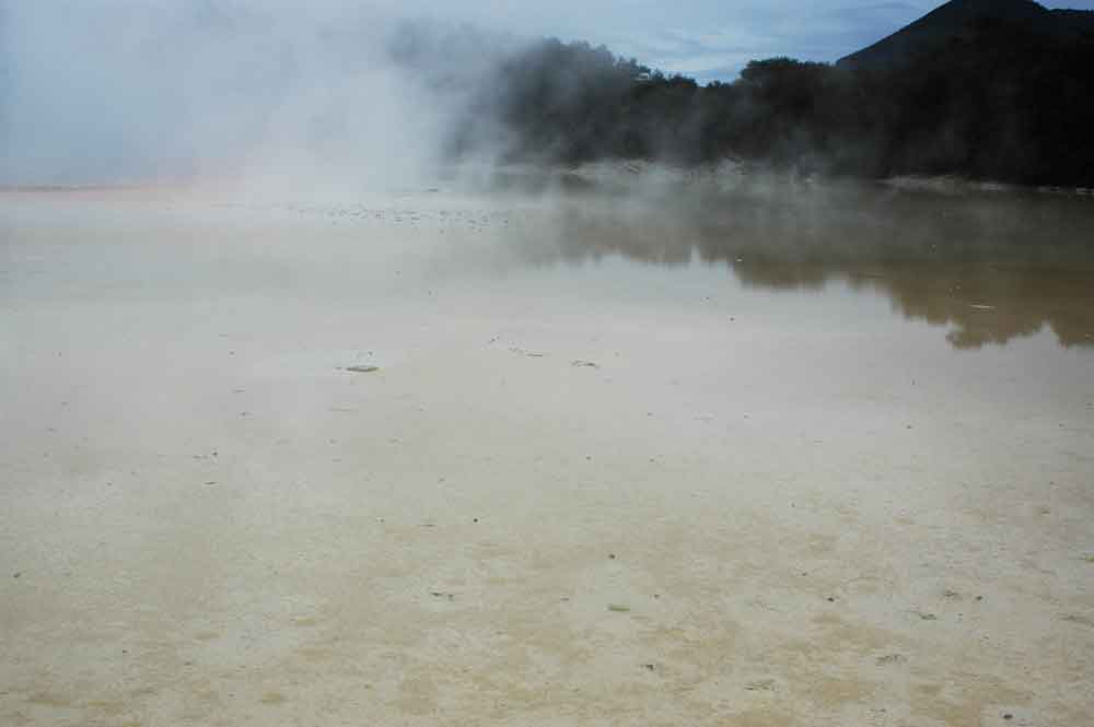 75 - Nueva Zelanda - Rotorua, Wai-o-tapu, piscina de opalo